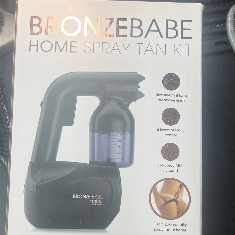 Mine Bronze Babe Home Spray Tan Kit - Black and Purple